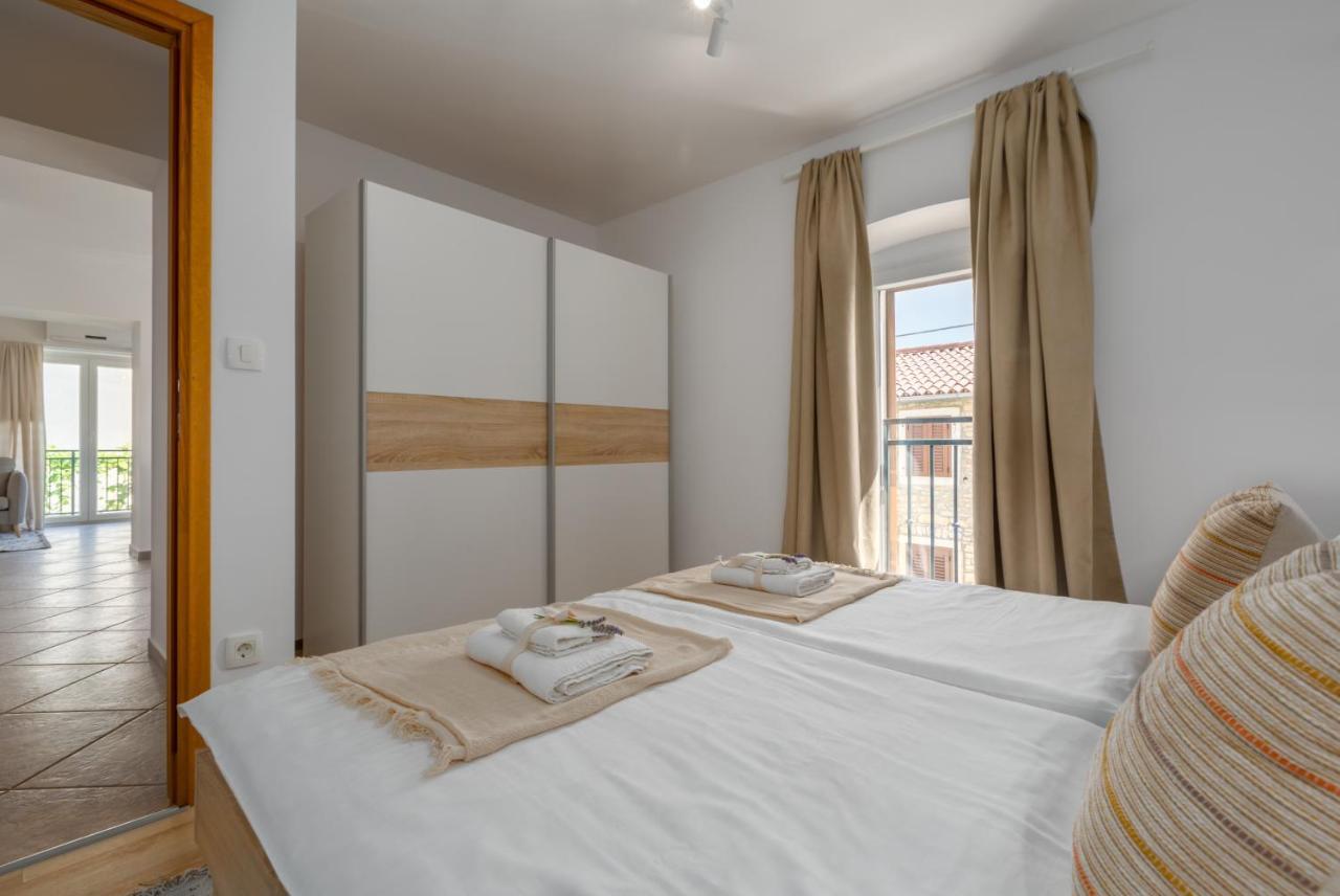 Apartments Agata Novigrad  Bagian luar foto