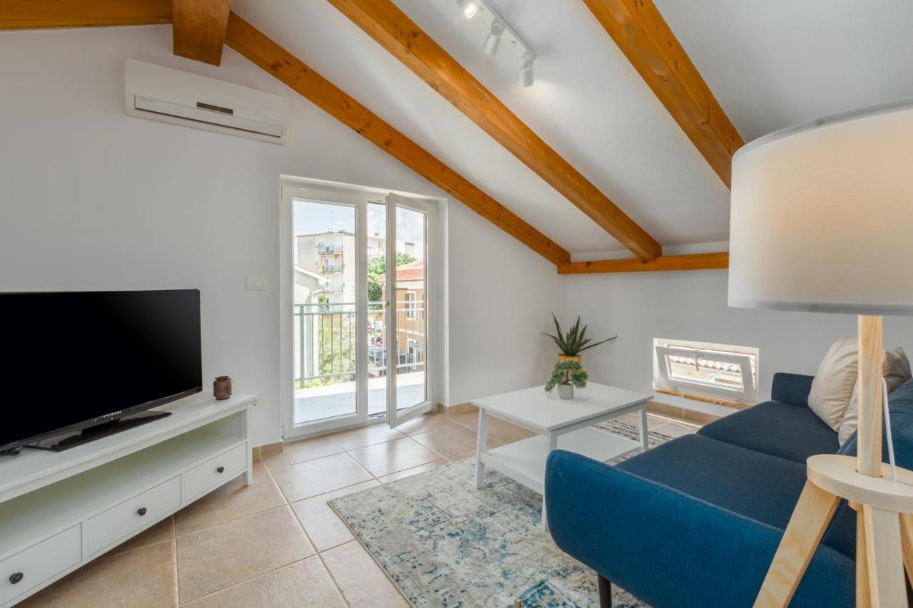 Apartments Agata Novigrad  Bagian luar foto