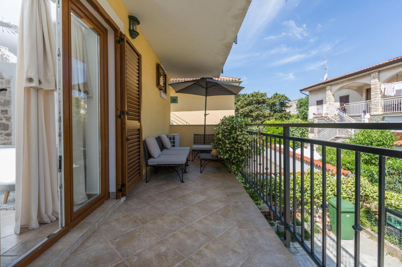 Apartments Agata Novigrad  Bagian luar foto