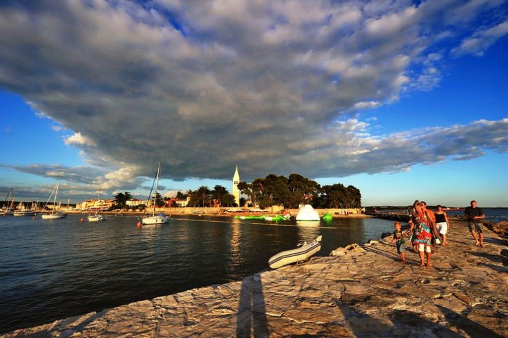 Apartments Agata Novigrad  Bagian luar foto